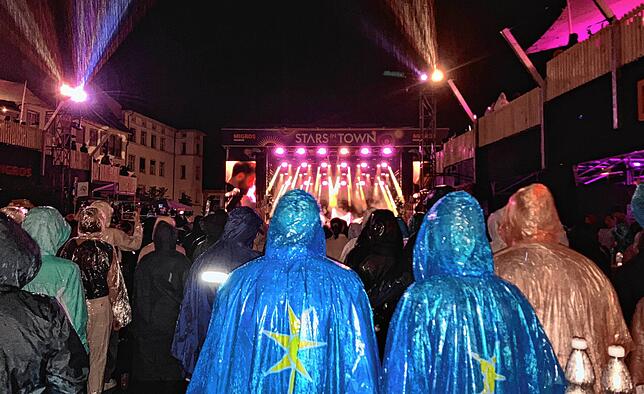 Auch der starke Regen gegen Ende des Abends konnte der Stimmung nichts anhaben.