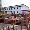 Der Anbau eines Gymnastikraums an die Turnhalle bei der Sernatingenschule in Ludwigshafen hat begonnen. Links ist aus diesem Winkel eine ...