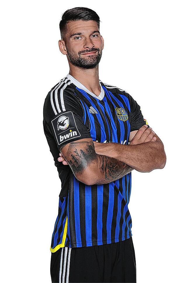 Kai Brünker im Trikot des 1.FC Saarbrücken.