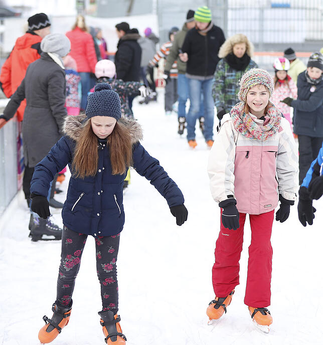Bild 15: Bilder vom SÜDKURIER-Aktionstag auf der Blumberger Eisbahn
