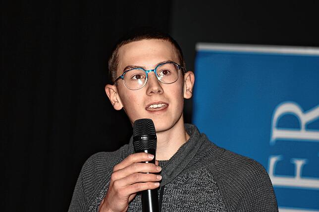 Maximilian Matern, Vorsitzender des Jugendgemeinderats, brachte die Anliegen der Jugend zur Sprache.