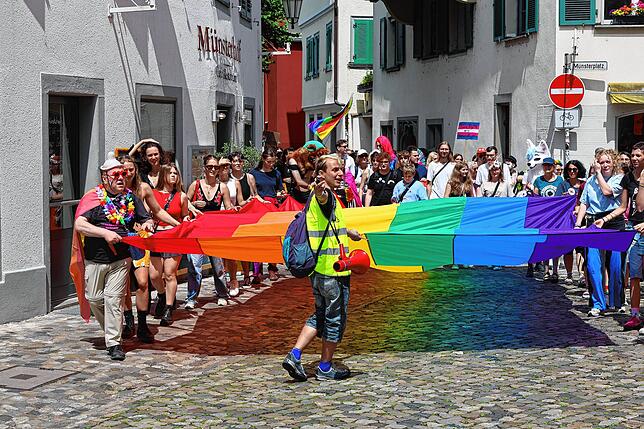 Bild 45: Der CSD Konstanz feiert 20. Geburtstag mit einer Pride-Parade durch die Stadt