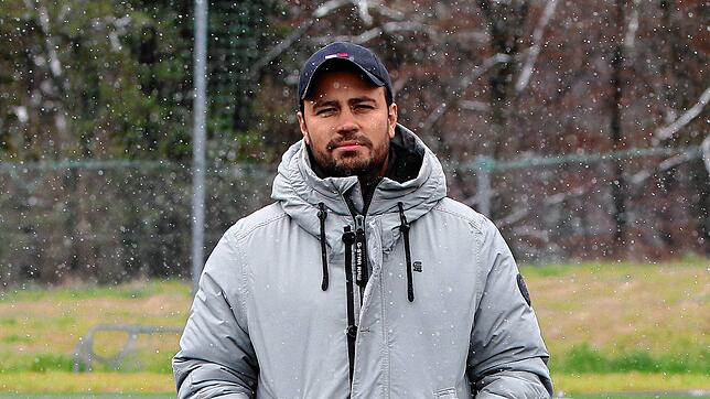 Ertan Tasdemirci, Trainer des VfR Stockach, musste mit seiner Mannschaft eine 0:4-Niederlage gegen den Tabellenführer DJK Donaueschingen ...