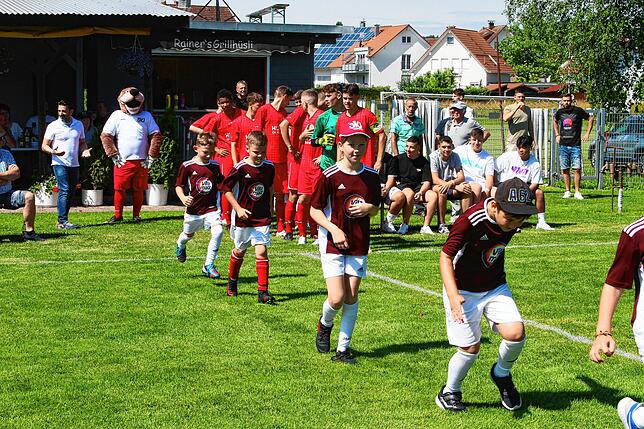 Bild 27: Nachwuchs des SC Freiburg verliert Testspiel in Jestetten &ndash; und wir haben Bilder!