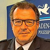 Uwe Stürmer, kommissarischer Leiter des Konstanzer Polizeipräsidiums, lobt den Einsatz der Ermittler. Mit Blick auf die Bürger sagt er: ...