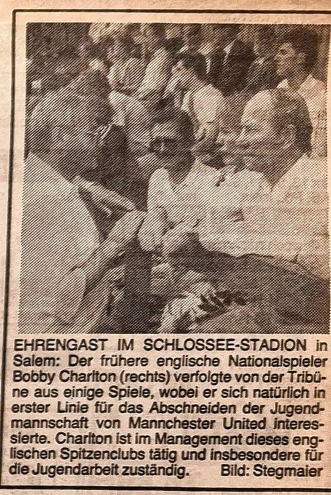 Einer der Zeitungsausschnitte.