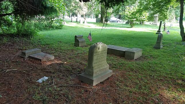 Ansicht der Grabstätte der Familie Codman: Juniper Hill Cemetery, Bristol.