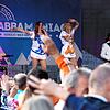Die beiden Sängerinnen Madeline Fausel und Jenny Hirt vermitteln stimmlich und optisch die perfekte ABBA-Illusion