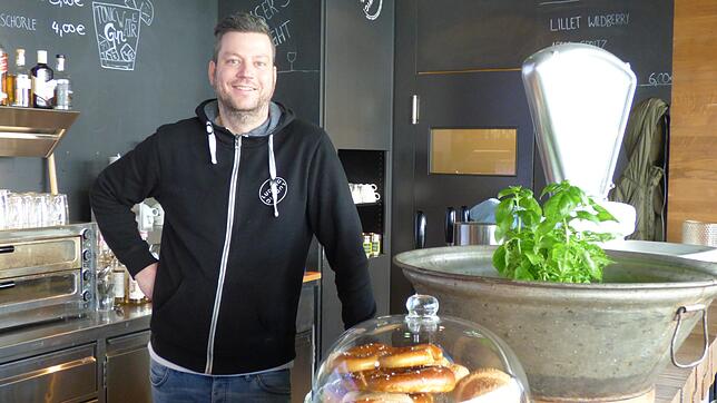Alexander Kauderer, in den vergangenen Jahren der führende Einzelhändler im Proma, schließt sein Café Ludwig zum 31. Januar. Die ...