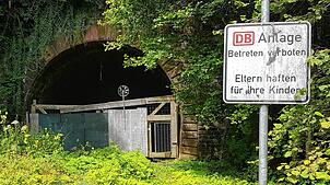Eine Reaktivierung des Tunnels zwischen Fahrnau und Hasel wäre mit hohen Investitionen verbunden (Archivbild).