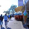 Aktuell gibt es das Eis zum Beispiel an der Häfler Uferpromenade nur zum Mitnehmen. Das könnte sich aber in wenigen Tagen ändern. ...