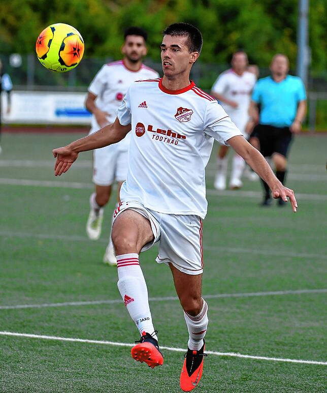 Zweites Saisontor: Niklas Lais &ndash; hier ein Archivbild &ndash; brachte den FC Schönau im letzten Saisonspiel gegen den SV Herten in ...