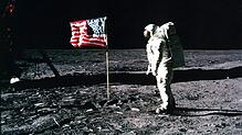 Am 20. Juli 1969 gelingt es den USA zum ersten Mal, Menschen auf den Mond zu bringen. Im Bild: Astronaut Edwin Aldrin. Es gab und gibt ...