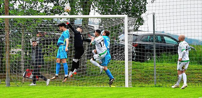 Bild 37: SV Buch schafft noch ein 2:2 gegen den SV Herten &ndash; und wir haben Bilder!