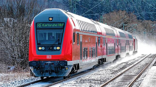 Auch die Schwarzwaldbahn wird bestreikt. Aktuell fallen die meisten Verbindungen aus, lediglich ein Notfahrplan gilt.
