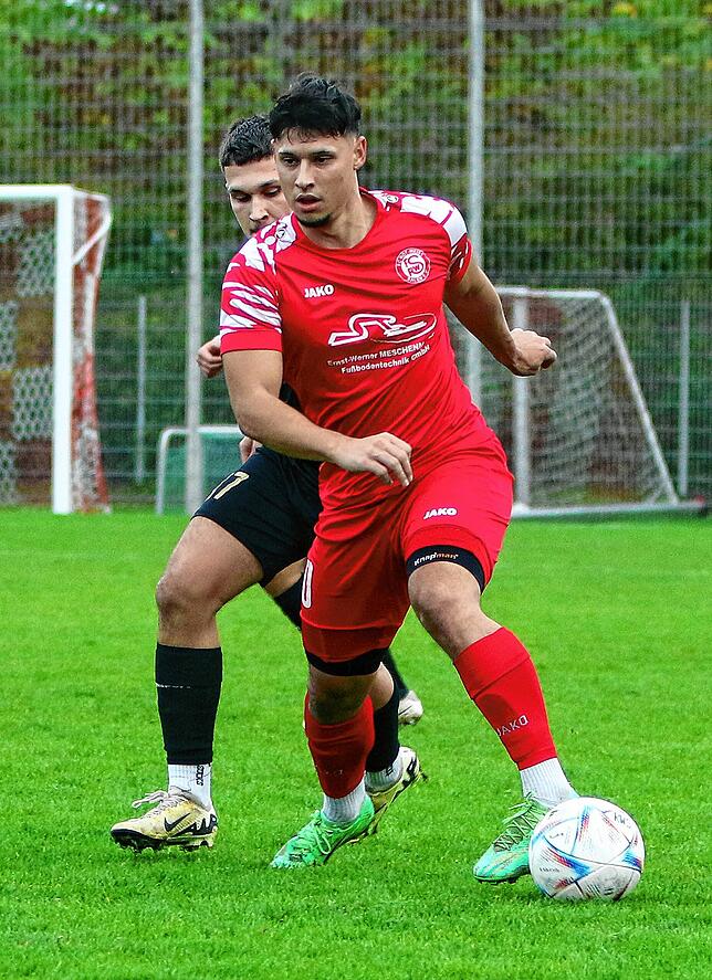 Bild 10: FC RW Salem gewinnt Landesligaspitzenspiel gegen FC Pfaffenweiler. Wir haben die besten Bilder!