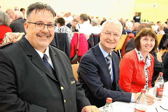 Bild 11: Die besten Bilder der Floriansmesse mit den Feuerwehrabteilungen des Landkreises