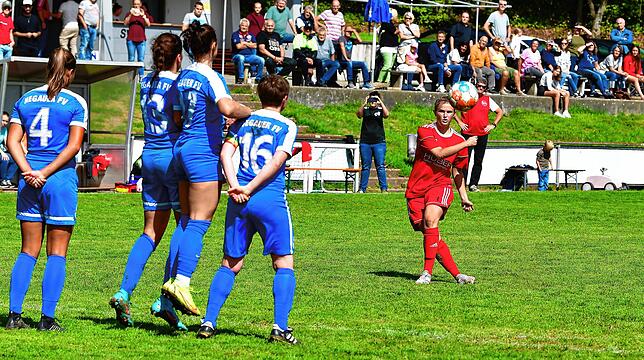 Bild 8: SC Niederhof/Binzgen feiert ersten Sieg beim 4:3 gegen den Hegauer FV II &ndash; und wir haben Bilder!