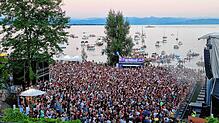 Urlaubsstimmung pur: Bei den Konzerten am Bodenseeufer in Friedrichshafen zeigt sich die Region von ihrer schönsten Seite.