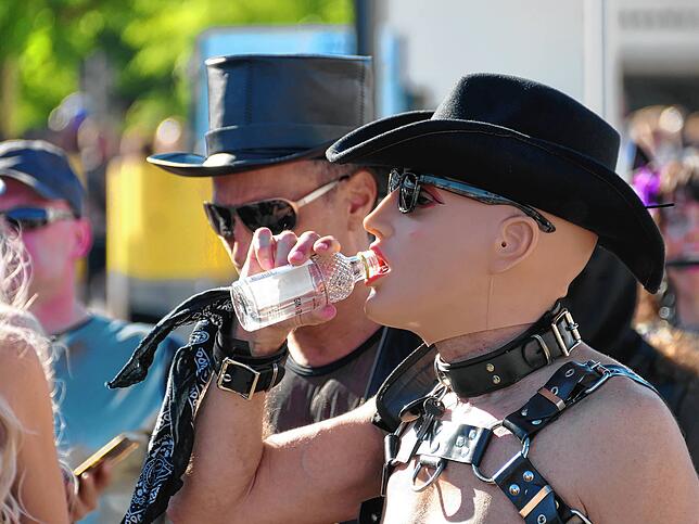 Bild 13: Das Torture Ship legt wieder ab: Die besten Bilder der BDSM- und Fetischfreunde am Bodensee
