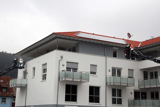 Bild 28: Bilder von der Drehleiter-Demonstration der Feuerwehr Blumberg
