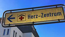 (Archivbild) Hier geht es zum Herzzentrum in Konstanz (HZB). Das HBZ führt Gespräche mit dem Gesundheitsverbund Landkreis Konstanz ...