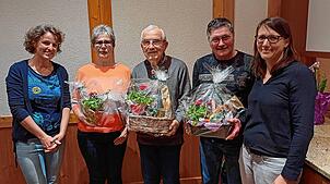 In der Hauptversammlung des Obst- und Gartenbauverein Murg, die jüngst im Gasthaus „Engel“ Niederhof abgehalten wurde, ehrten die beiden ...