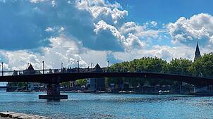 Wolken wie hier über dem Seerhein wird man in den kommenden Tagen nur wenige nicht zu Gesicht bekommen. Dafür aber wohl einige ...
