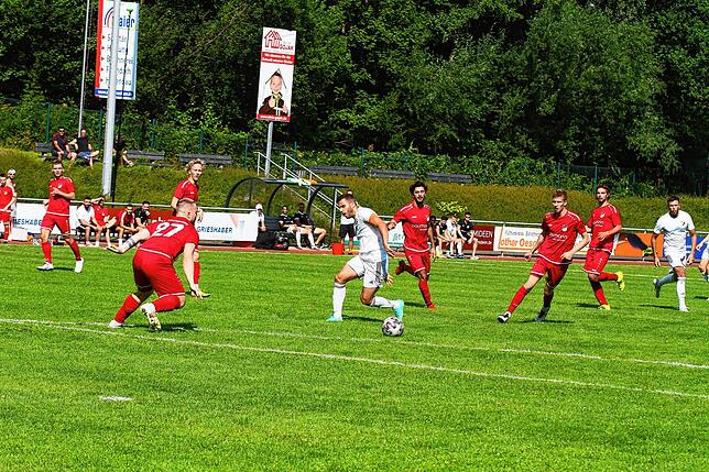 Bild 40: SV 08 Laufenburg siegt in Unterzahl gegen den SV Kirchzarten &ndash; und wir haben Bilder!