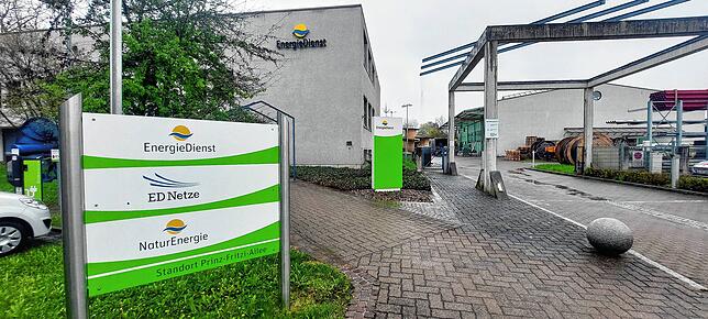 Die Tage dieses Standorts an der Prinz-Fritzi-Allee sind gezählt. Im Mai steht erst der Umzug des Lagerbereichs an (im Bild hinten ...