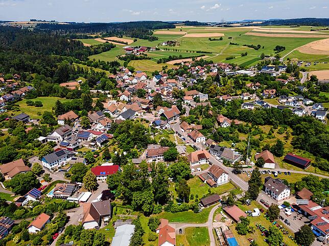 Ühlingen als Verwaltungs- und Gewerbestandort hat sich besonders in den letzten 20 Jahren stetig positiv weiterentwickelt und verfügt ...