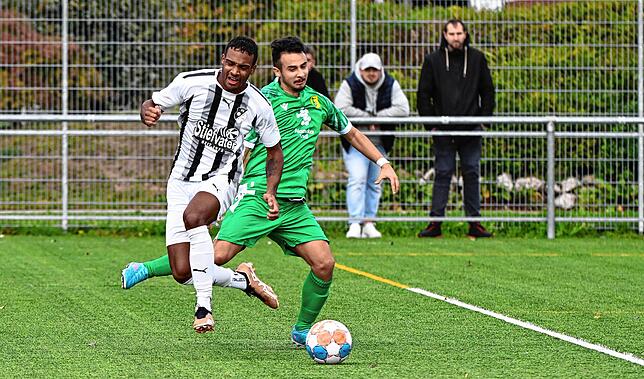 Bild 42: FC Wittlingen setzt sich mit 2:0 beim SV Herten durch &ndash; und wir haben Bilder!