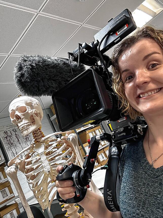 Die Doku-Serie Ambulance von BBC One begleitet echte Rettungseinsätze.