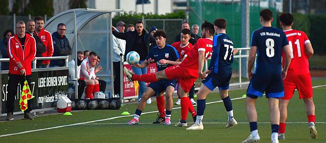 Bild 30: FC Schönau siegt 1:0 beim VfB Waldshut – und wir haben Fotos!