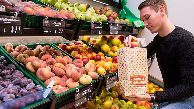 Welches Obst soll für einen kleinen CO2-Fußabdruck in die Tüte?