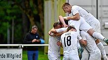 Pure Ekstase beim FC 08 Villingen nach dem geglückten Auftakt in der Oberliga.