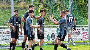Bild : FC Hochrhein verteidigt beim SC Lauchringen den Küssaburgpokal – wir haben Fotos!