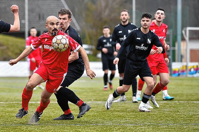 Bild 24: Die SG Weilheim-Gurtweil spielt 2:2 gegen den FC Bergalingen &ndash; und wir haben Bilder!