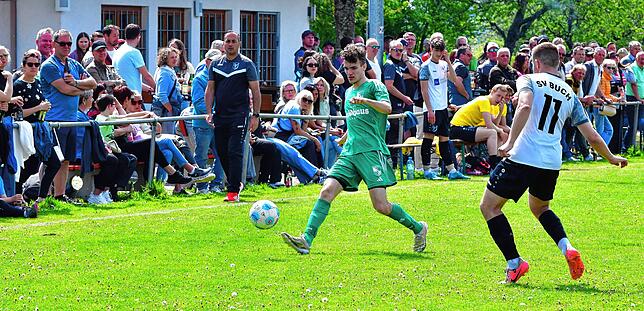 Bild 29: SV Buch besiegt SV Waldhaus im Derby mit 4:0 – und wir haben Fotos!