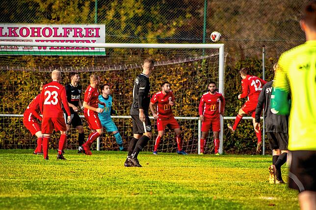 Bild 5: SV Buch wendet das Blatt zum 5:3-Sieg beim FC Wallbach &ndash; und wir haben die Bilder!