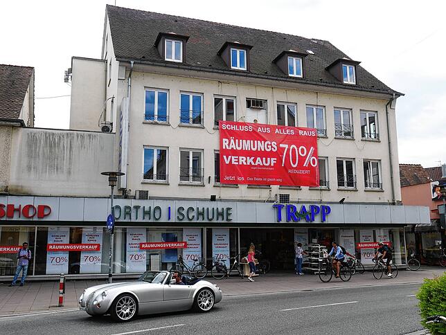 Juni 2018: Damals wurde bekannt, dass das Schuhhaus Trapp in der Friedrichstraße schließt. Mehrere Monate lang dauerte der große ...