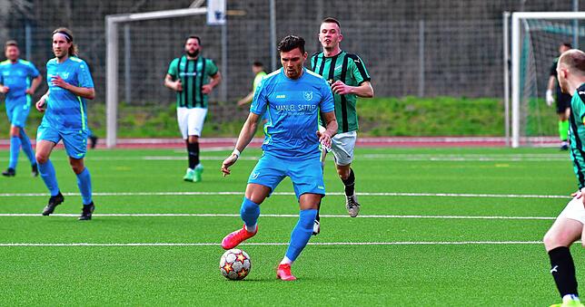Bild 16: FC Zell fegt den SV Buch mit 7:1 vom Platz &ndash; und wir haben Bilder!