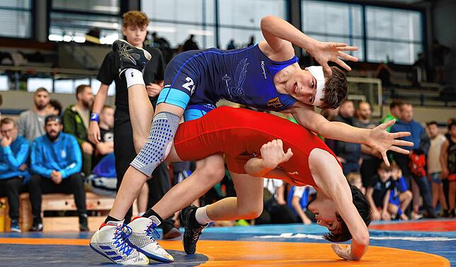 Bild 13: Nachwuchsringer begeistern bei Eiche Radolfzell. Unsere Bildergalerie vom Bodensee Cup!