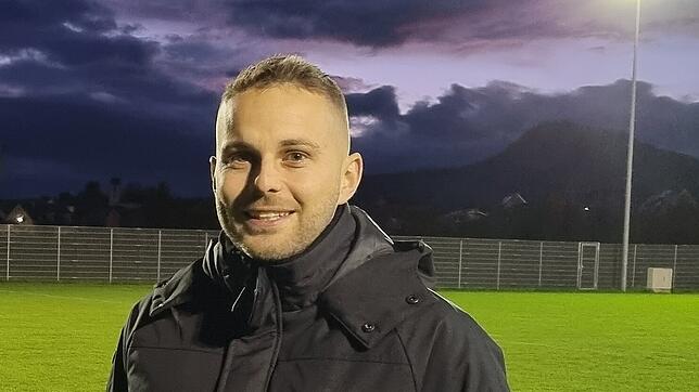 Trainer Manuel Gutacker und der SV Mühlhausen müssen eine 2:5-Niederlage gegen den SC Pfullendorf hinnehmen.