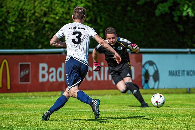 Bild 7: FC Schlüchttal gewinnt beim FC Wallbach mit 4:2 &ndash; und wir haben Bilder!