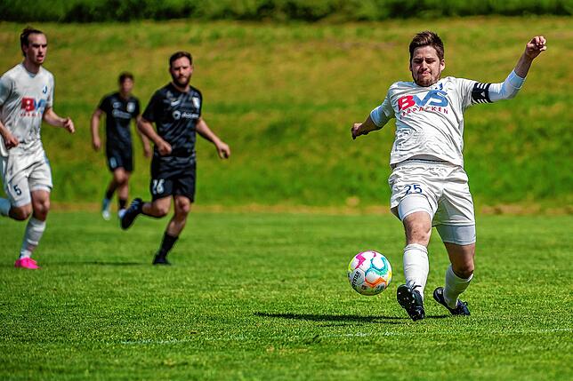 Bild 28: FC Erzingen bezwingt FC Wolfenweiler-Schallstadt mit 1:0 &ndash; und wir haben Bilder!