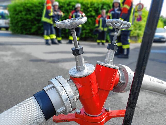 Feuerwehreinsatz in der Nellenbachstraße.