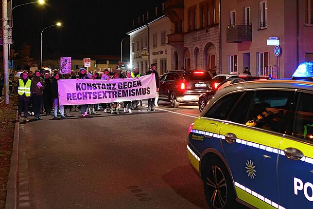 Bild 24: Konstanz geht für Zusammenhalt und Demokratie auf die Straße: Bilder