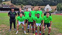 Das neue Furttwanger Trainer-Trio mit den Neuzugängen (stehend von links): Christoph Raithel (Trainer), Timo Wagner (Co-Trainer), Dai ...