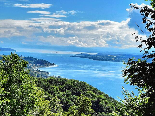 Blick auf den Bodensee vom Haldenhof bei Überlingen.